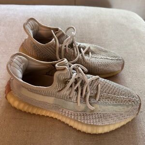 Yeezy Boost citrin